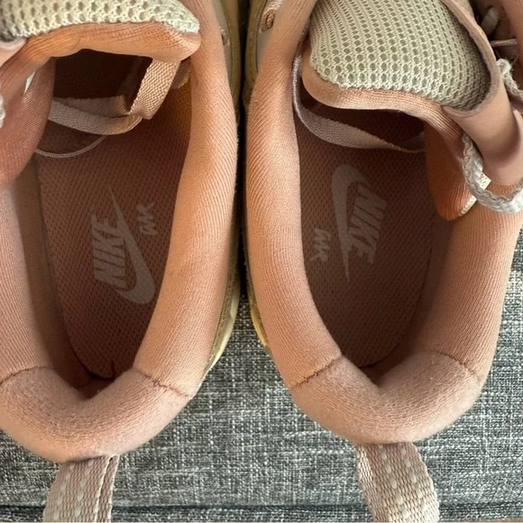 Nike Women's Air Max 90 Futura  Sneakers in Sanddrift, Size 8, Good Condition! - Picture 10 of 10